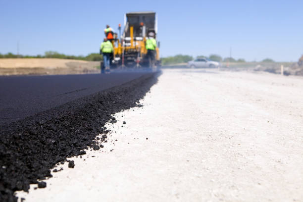 Best Driveway Resurfacing Pavers  in Eudora, KS